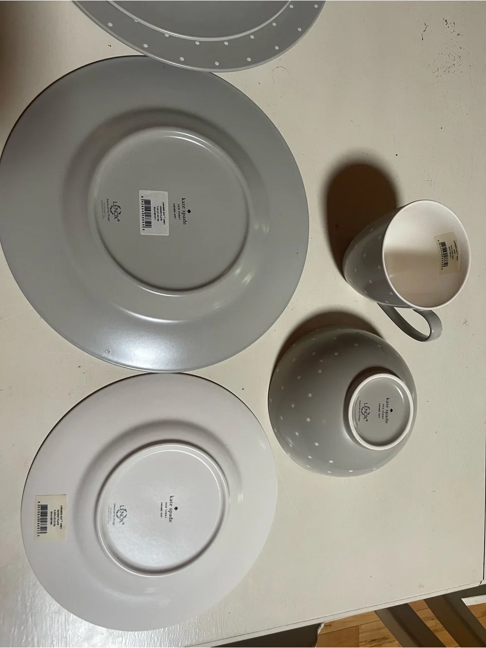 *Brand New* Kate Spade Gray Polka Dot 8-Piece Dinnerware Set